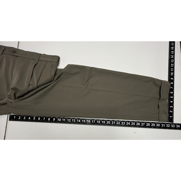 Izod Pants Mens Green 33X32 Performance SportFlex Double Pleated Metrix Fit NWT - Picture 4 of 11